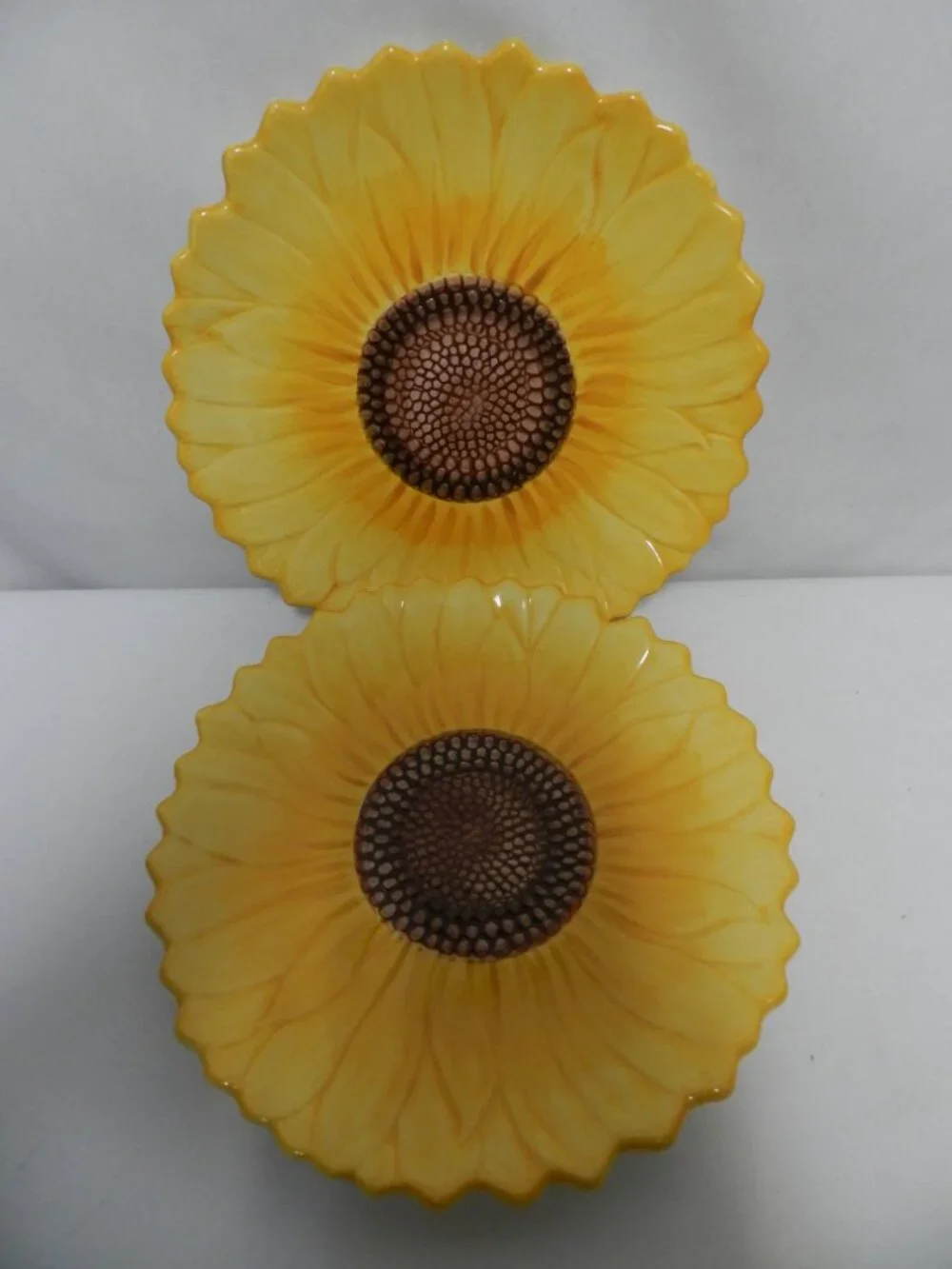 Pier 1 Sunflower Fields Hand Painted set 2 plates Seymour Man salad appetizer